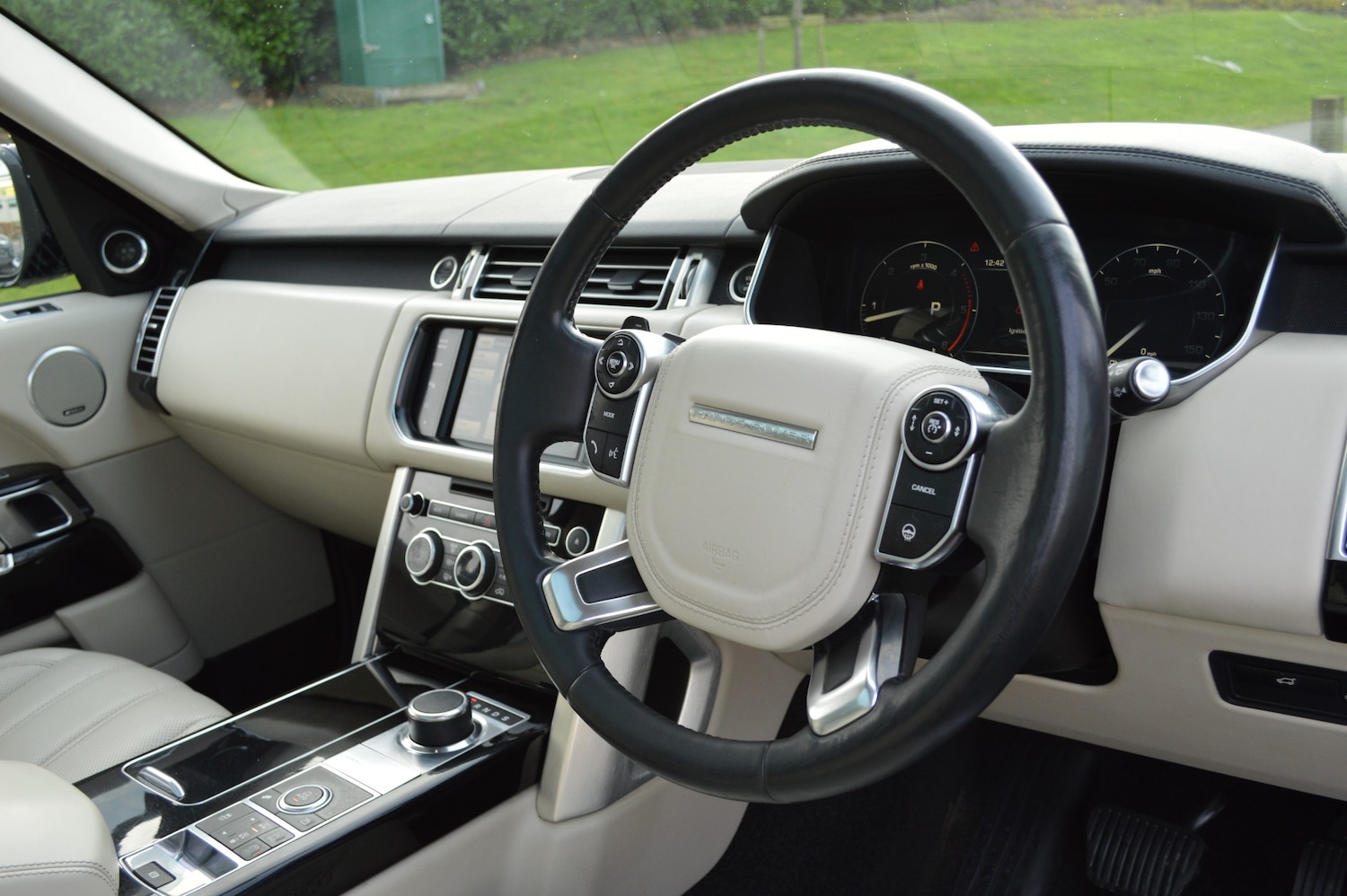 Used Land Rover Range Rover 2015 for sale - 76958247: Photo 8