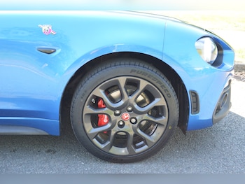 Used Abarth 124 Spider 2019 for sale - 78746321: Photo