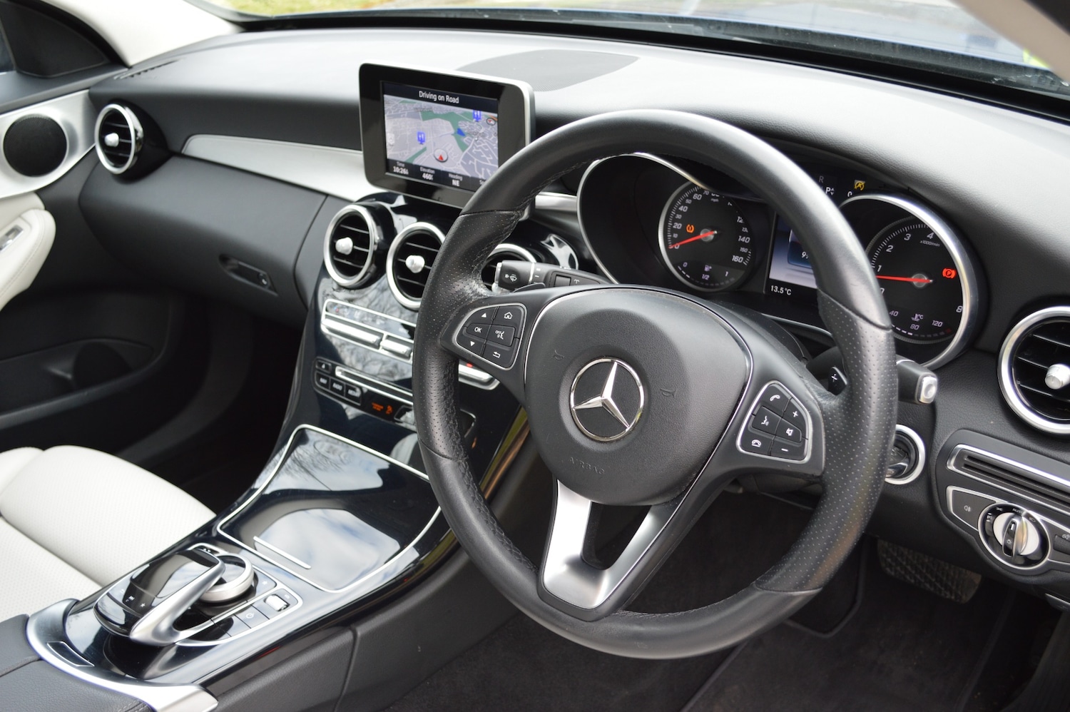 Used Mercedes-Benz C Class 2016 for sale - 78077945: Photo 18