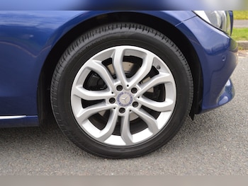 Used Mercedes-Benz C Class 2016 for sale - 78077945: Photo