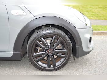 Used MINI Hatch 2020 for sale - 78093213: Photo