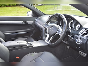 Used Mercedes-Benz E Class 2015 for sale - 78970763: Photo