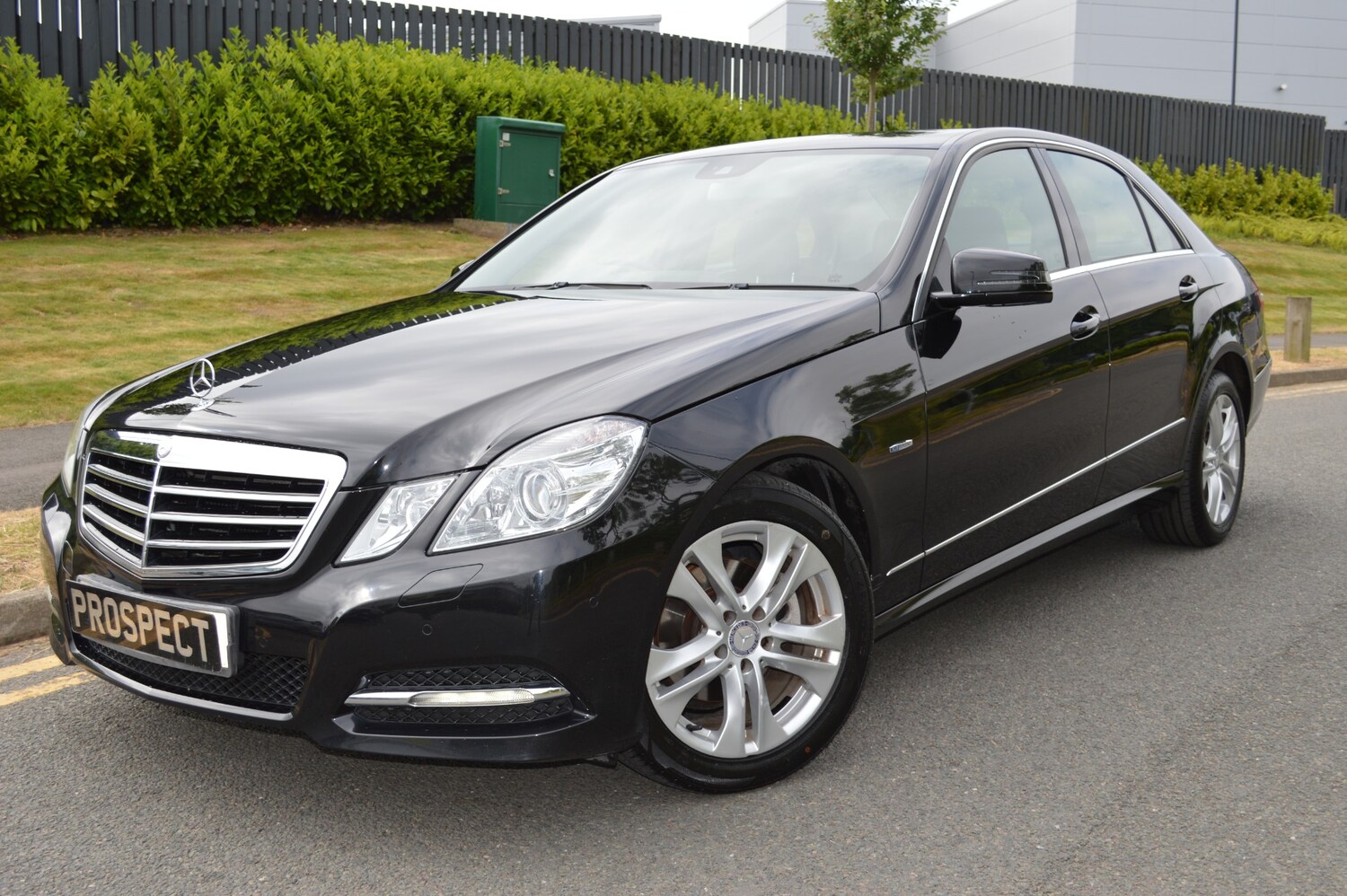 Used Mercedes-Benz E Class 2011 for sale - 76477738: Photo 13