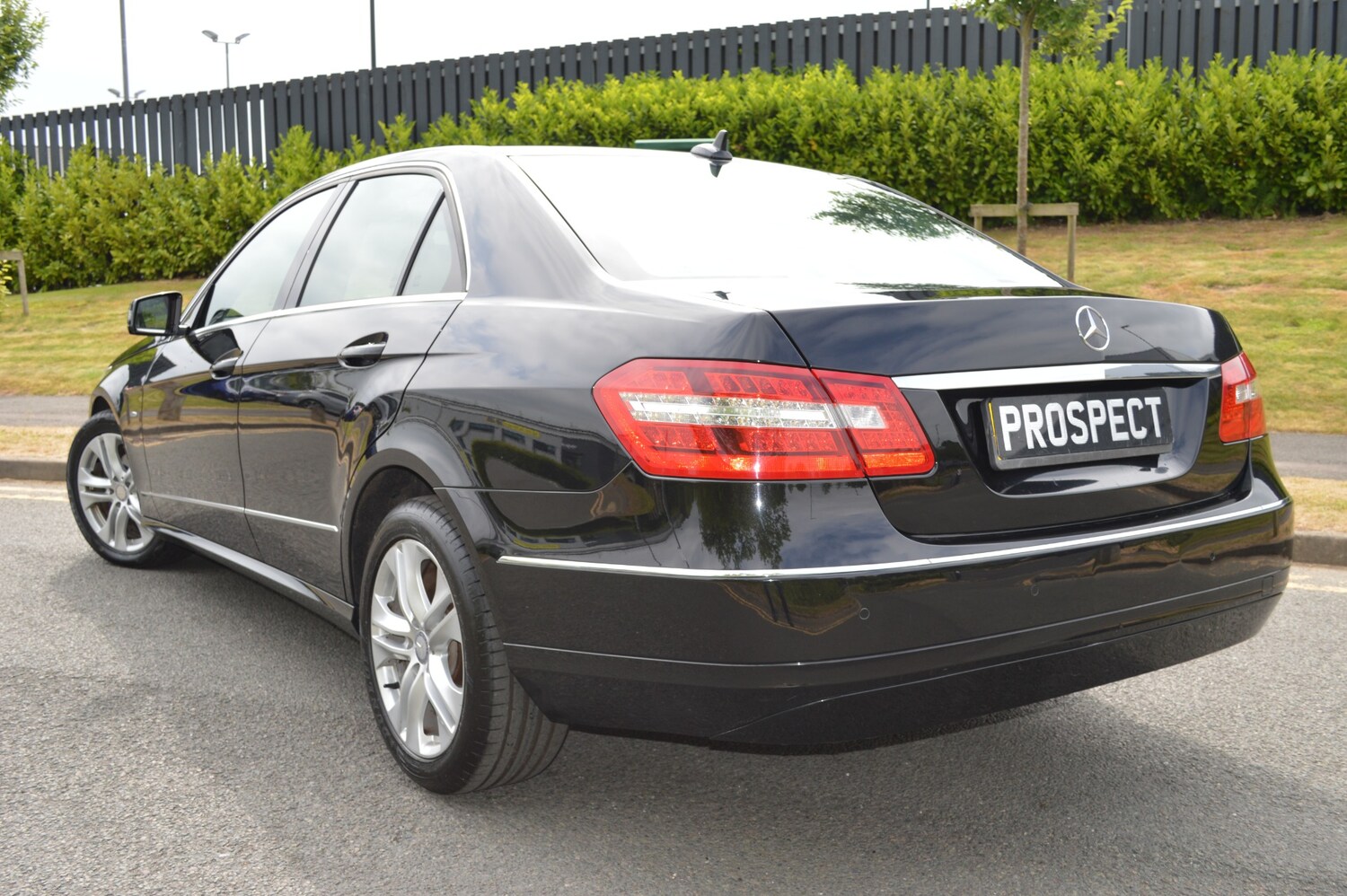 Used Mercedes-Benz E Class 2011 for sale - 76477738: Photo 20