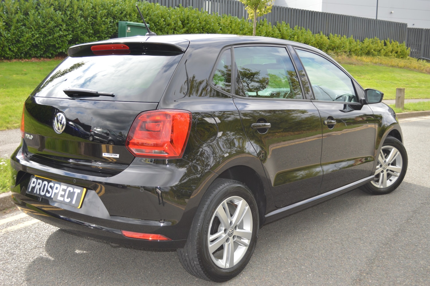 Used Volkswagen Polo 2017 for sale - 76046443: Photo 3