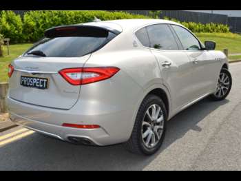 Used Maserati Levante 2017 for sale - 74950850: Photo
