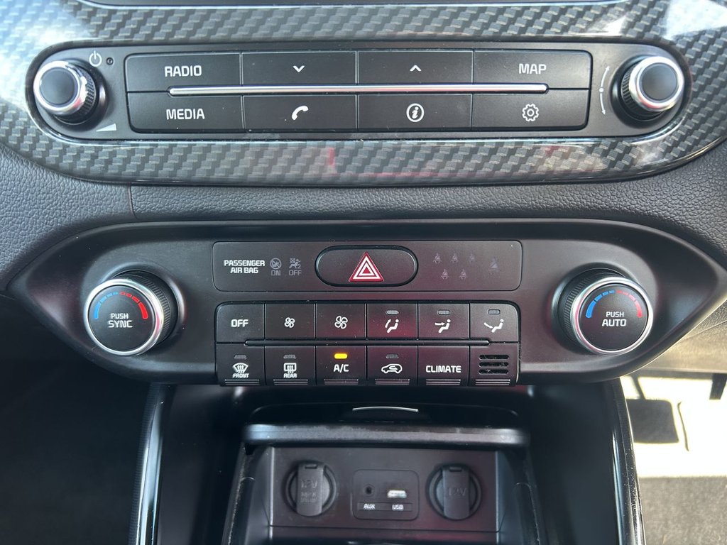 Used Kia Carens 2018 for sale - 76185192: Photo 21