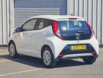 Used Toyota AYGO 2019 for sale - 74947175: Photo
