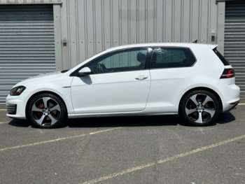 Used Volkswagen Golf 2016 for sale - 74931135: Photo