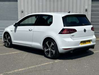 Used Volkswagen Golf 2016 for sale - 74931135: Photo