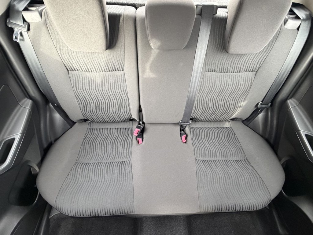 Used Suzuki Swift 2012 for sale - 76356338: Photo 10