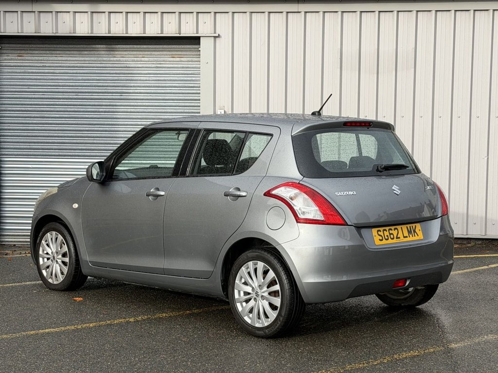 Used Suzuki Swift 2012 for sale - 76356338: Photo 3