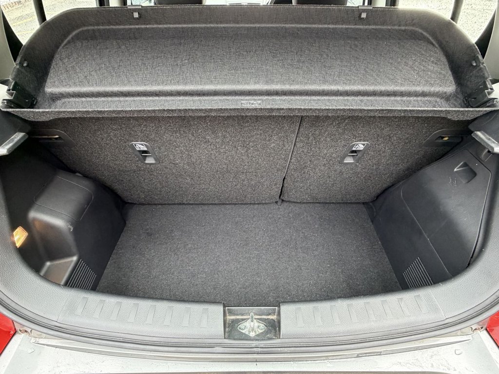 Used Suzuki Swift 2012 for sale - 76356338: Photo 9