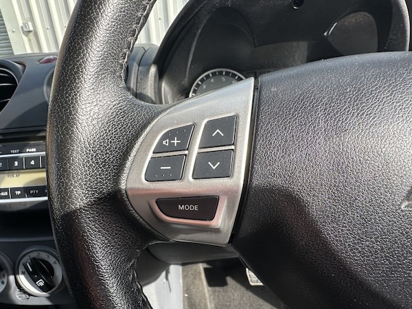 Used Mitsubishi Colt 2013 for sale - 76185193: Photo 14