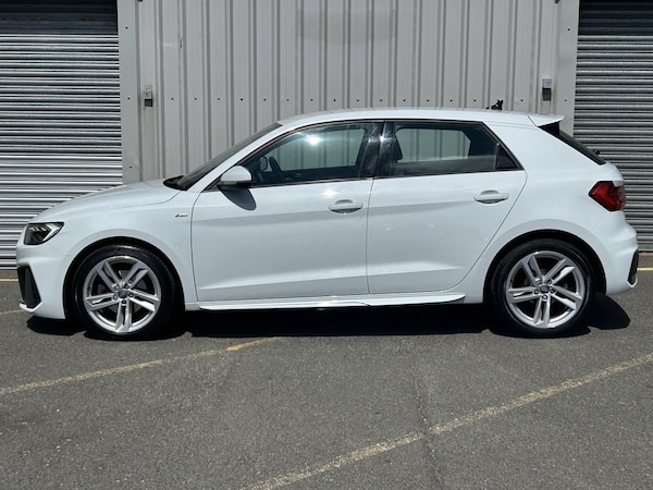 Used Audi A1 2019 for sale - 74675973: Photo 2