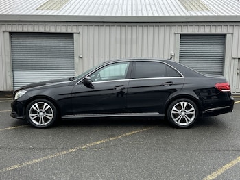 Used Mercedes-Benz E Class 2015 for sale - 76162771: Photo