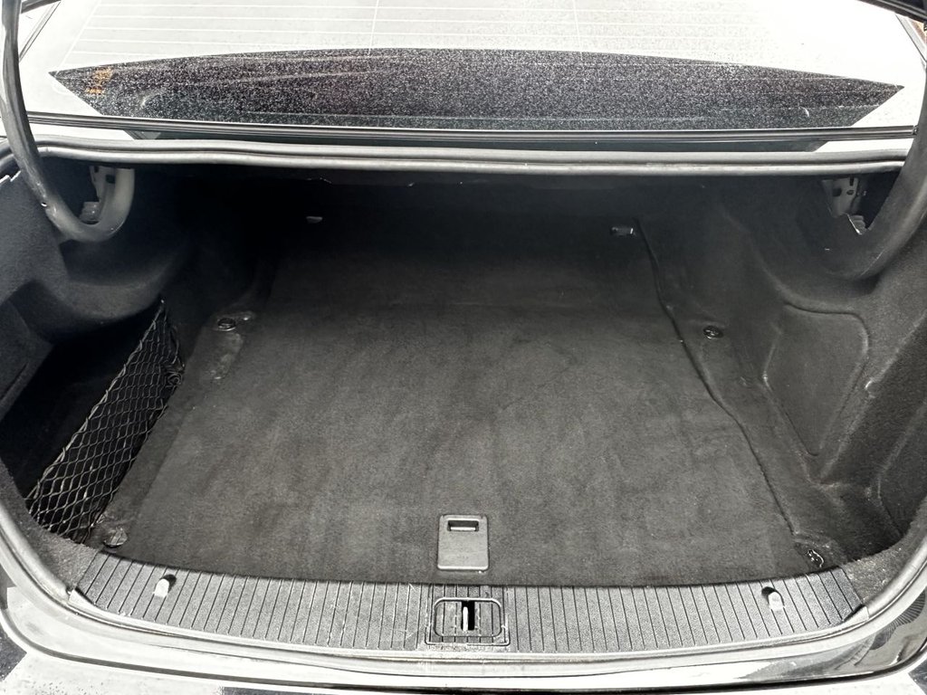 Used Mercedes-Benz E Class 2015 for sale - 76162771: Photo 9