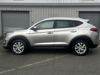Used Hyundai TUCSON 2019 for sale - 76132065: Photo 2