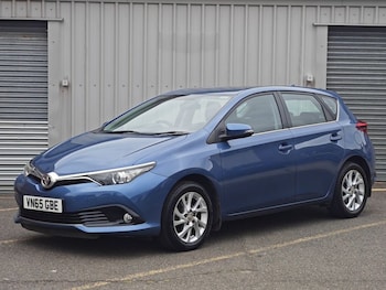 Toyota - Auris