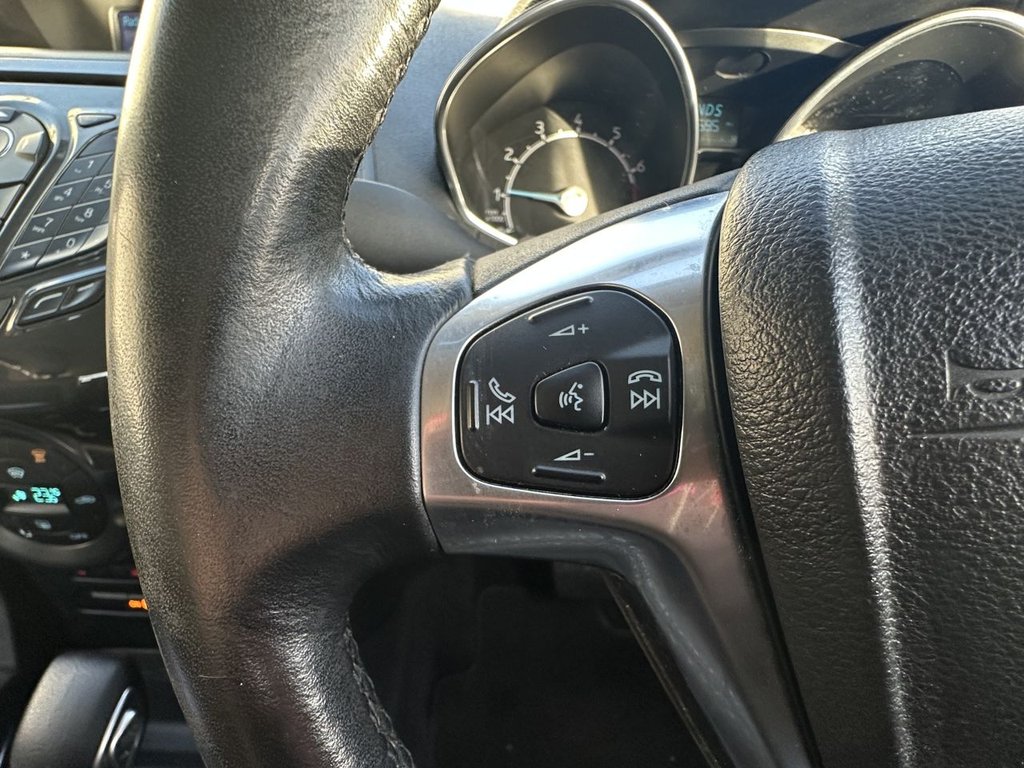 Used Ford Ecosport 2015 for sale - 77007185: Photo 17