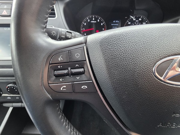 Used Hyundai i20 2019 for sale - 76202433: Photo 13