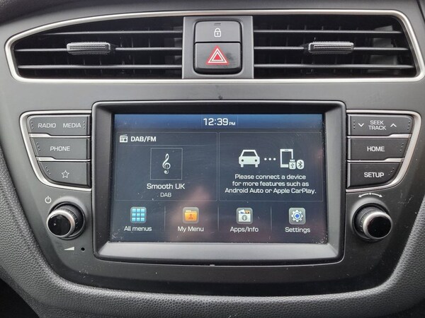 Used Hyundai i20 2019 for sale - 76202433: Photo 15