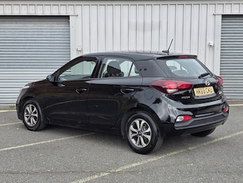 Used Hyundai i20 2019 for sale - 76202433: Photo 3