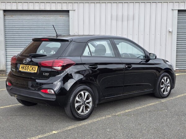Used Hyundai i20 2019 for sale - 76202433: Photo 5