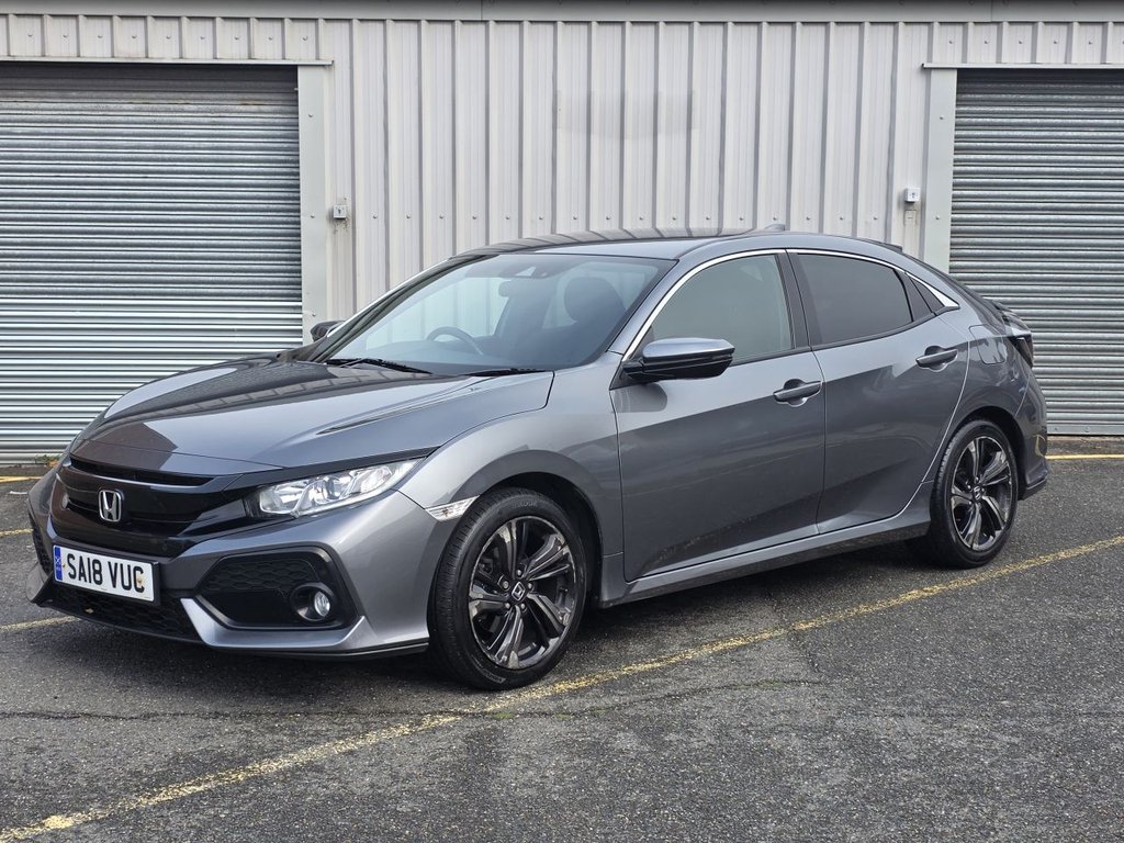 Used Honda Civic 2018 for sale - 76256096: Photo 1