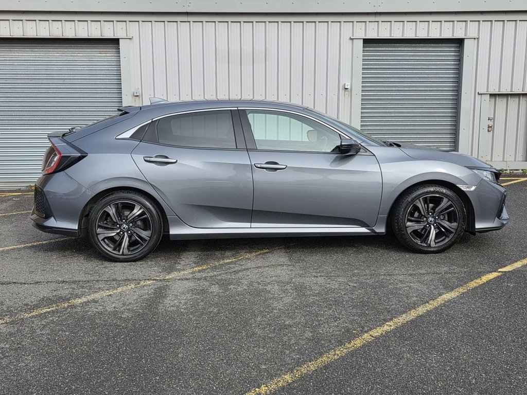 Used Honda Civic 2018 for sale - 76256096: Photo 6