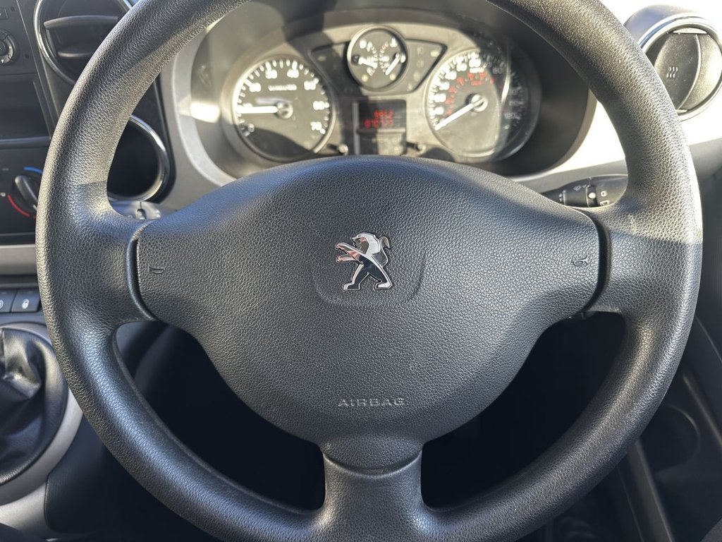 Used Peugeot Partner Tepee 2013 for sale - 76840833: Photo 16