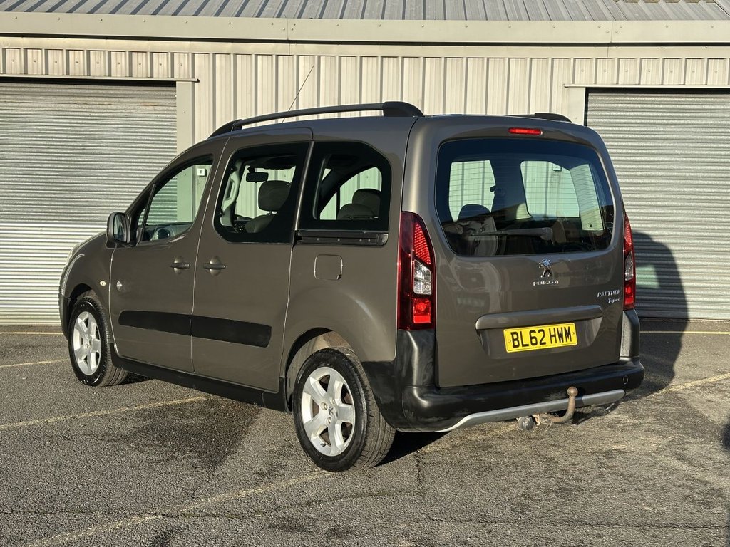 Used Peugeot Partner Tepee 2013 for sale - 76840833: Photo 3