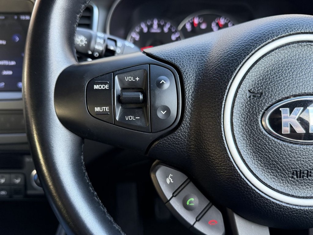 Used Kia Carens 2015 for sale - 76333520: Photo 14