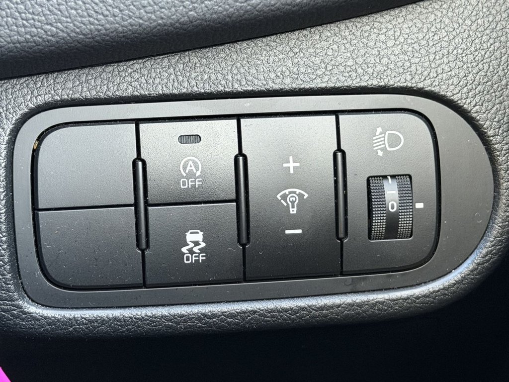 Used Kia Carens 2015 for sale - 76333520: Photo 21