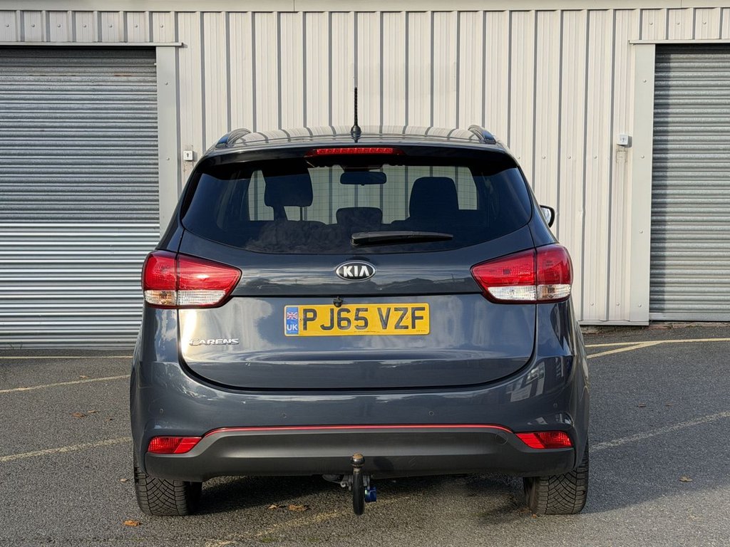 Used Kia Carens 2015 for sale - 76333520: Photo 4