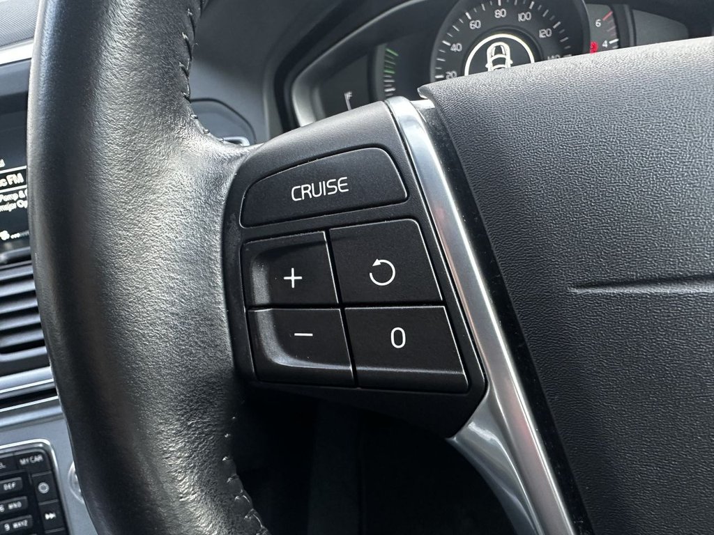 Used Volvo XC60 2016 for sale - 77072515: Photo 18