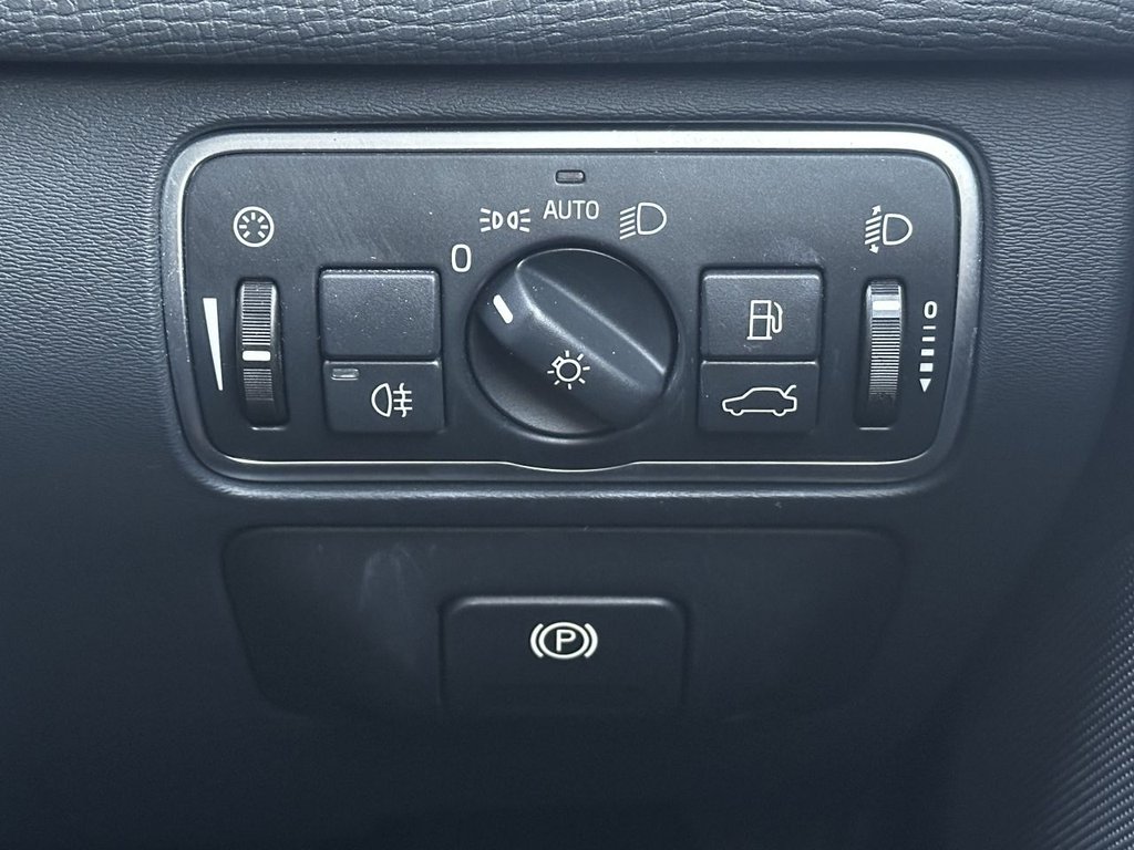 Used Volvo XC60 2016 for sale - 77072515: Photo 21