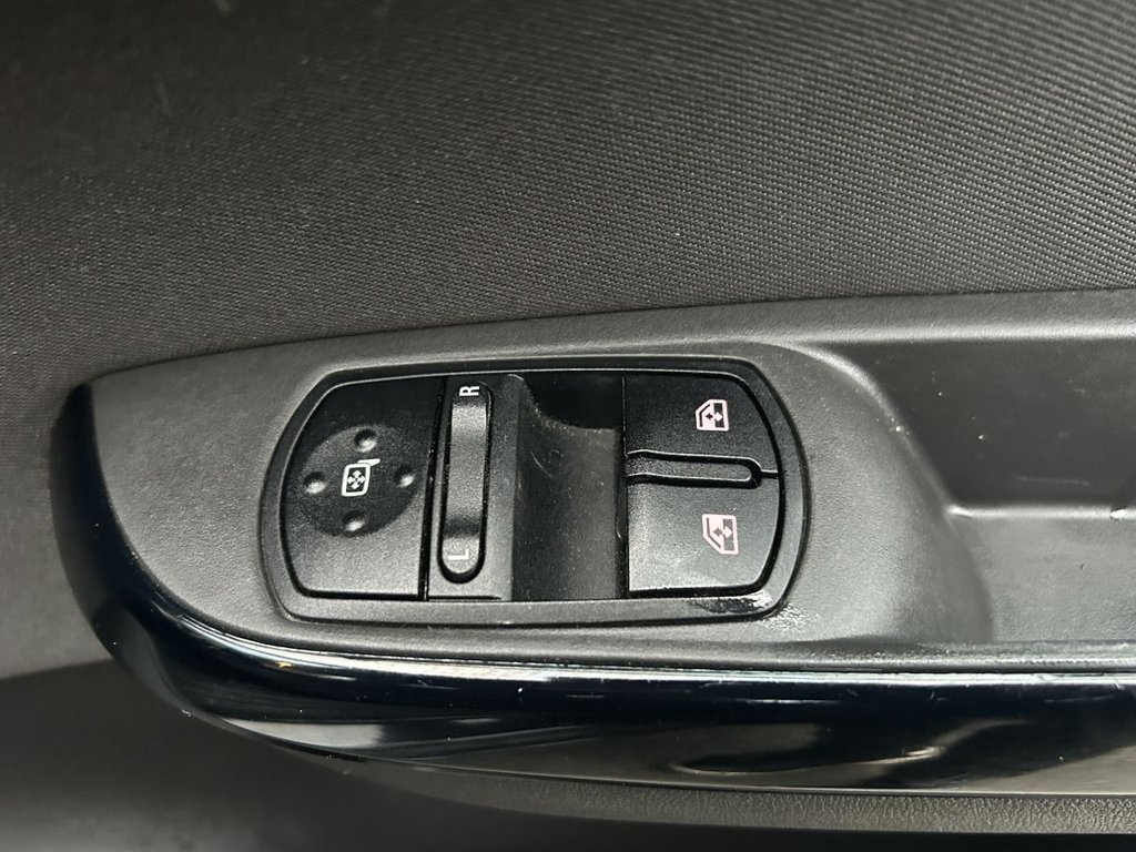 Used Vauxhall Corsa 2016 for sale - 76487067: Photo 20