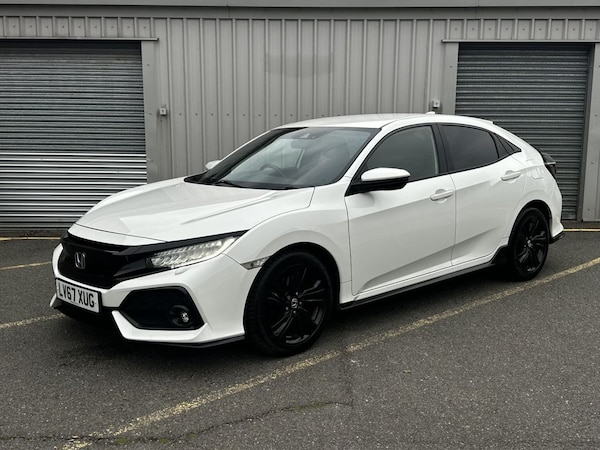 Used Honda Civic 2017 for sale - 76303609: Photo 1