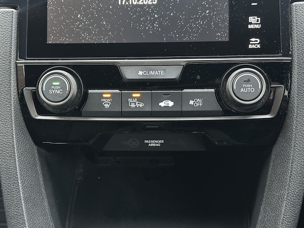 Used Honda Civic 2017 for sale - 76303609: Photo 21