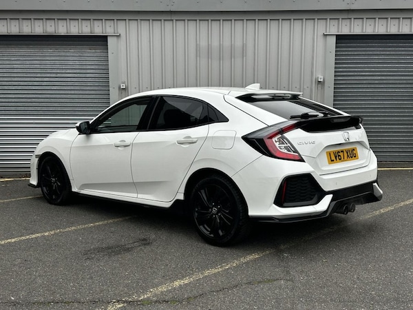 Used Honda Civic 2017 for sale - 76303609: Photo 3