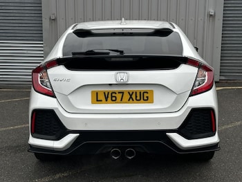 Used Honda Civic 2017 for sale - 76303609: Photo 4