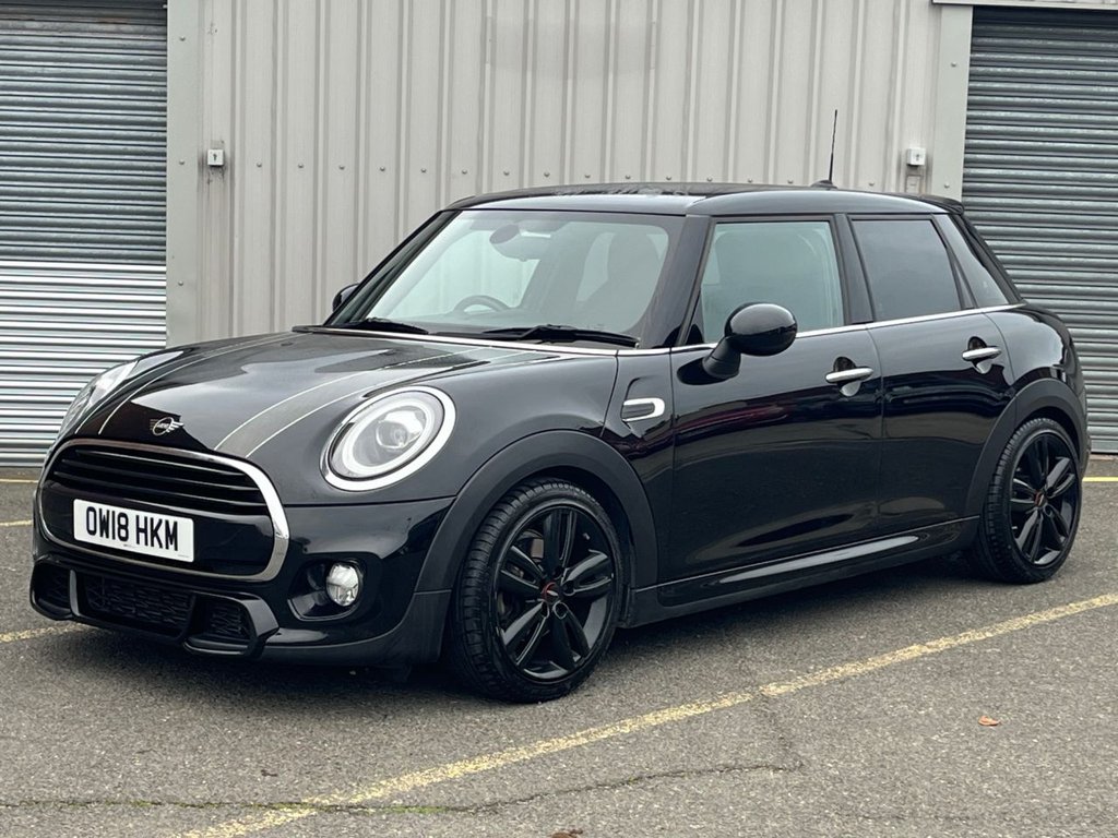Used MINI Hatch 2018 for sale - 76039614: Photo 1