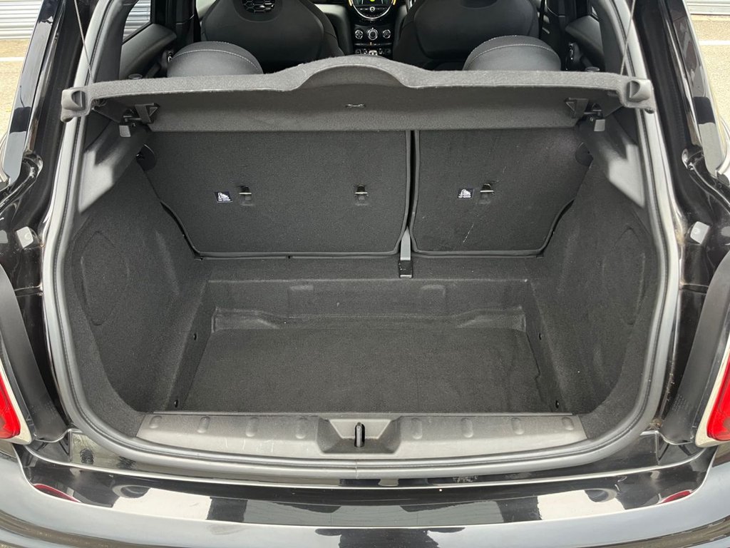 Used MINI Hatch 2018 for sale - 76039614: Photo 9