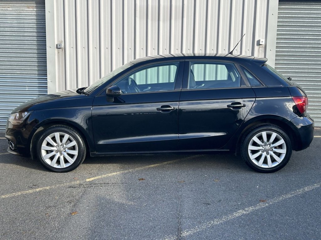Used Audi A1 2014 for sale - 76345353: Photo 2