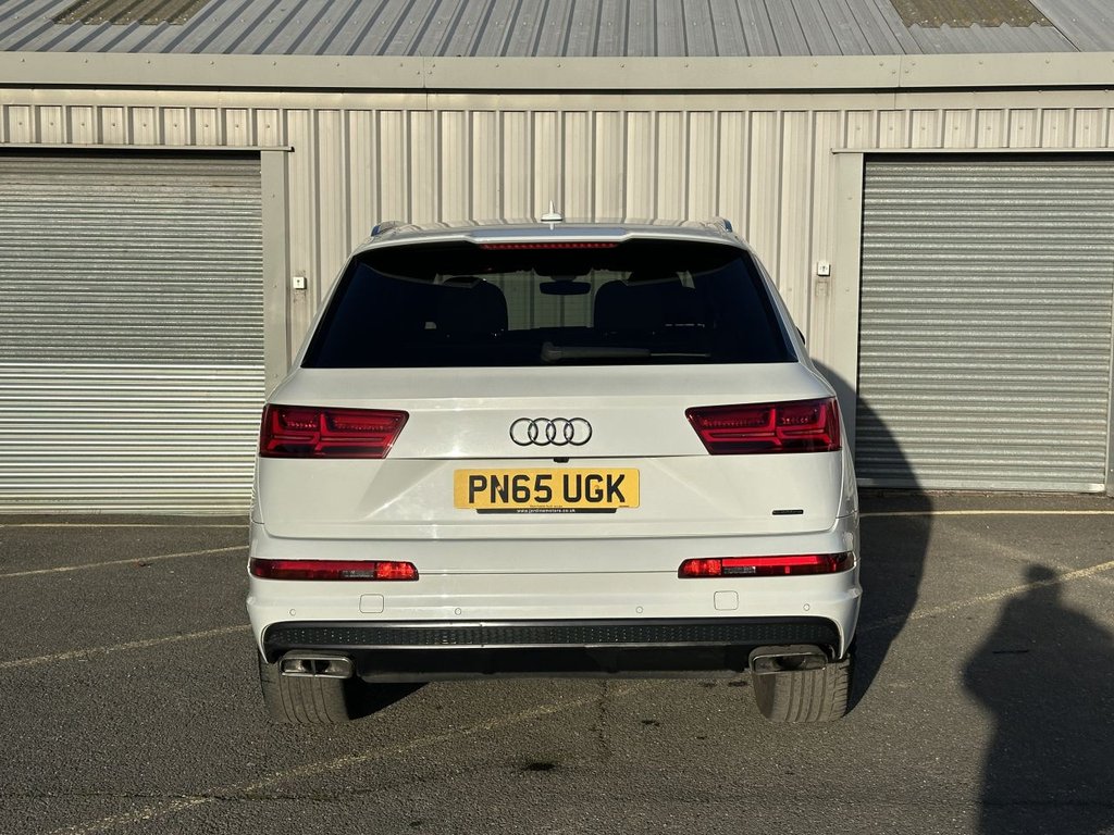 Used Audi Q7 2015 for sale - 76900372: Photo 4