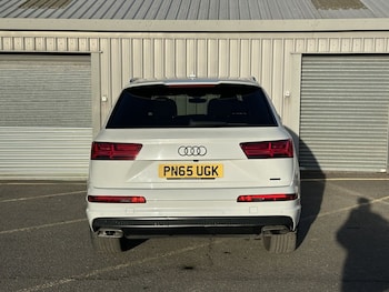 Used Audi Q7 2015 for sale - 76900372: Photo