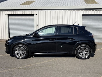 Used Peugeot 208 2022 for sale - 77941772: Photo