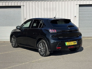 Used Peugeot 208 2022 for sale - 77941772: Photo