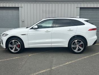 Used Jaguar F-Pace 2018 for sale - 76223536: Photo 2